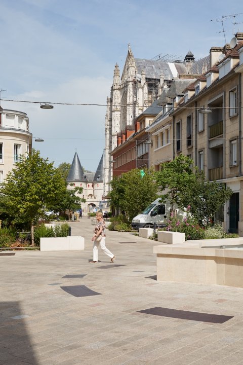 ARVAL architecture - Rues Carnot et des Jacobins – BEAUVAIS - 8 ARVAL architecture - Rues Carnot et des Jacobins – BEAUVAIS - 8
