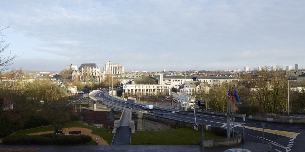 ARVAL architecture - Pont Paris – Beauvais - 1 arval pont de paris beauvais 16