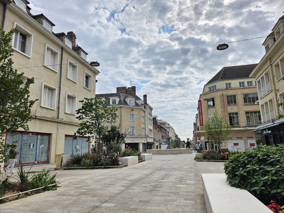 ARVAL architecture - Rues Carnot et des Jacobins – BEAUVAIS - 6 ARVAL rue Carnot et des Jacobins Beauvais