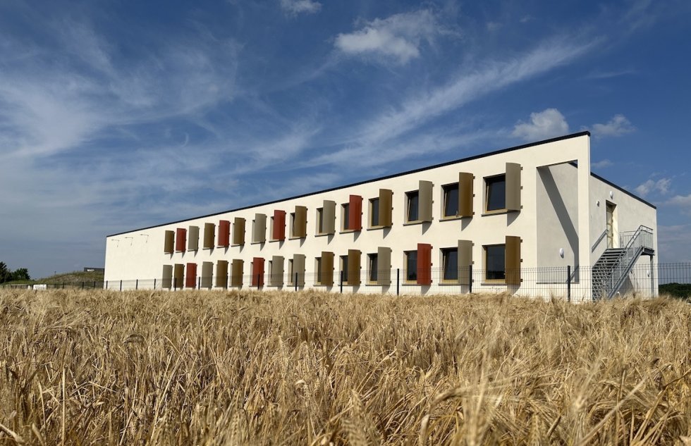 ARVAL architecture - ECOLE OPEN WOLRD – LA CROIX SAINT-OUEN - 1 ARVAL ECOLE OPEN WORLD LA Croix SAINT-OUEN