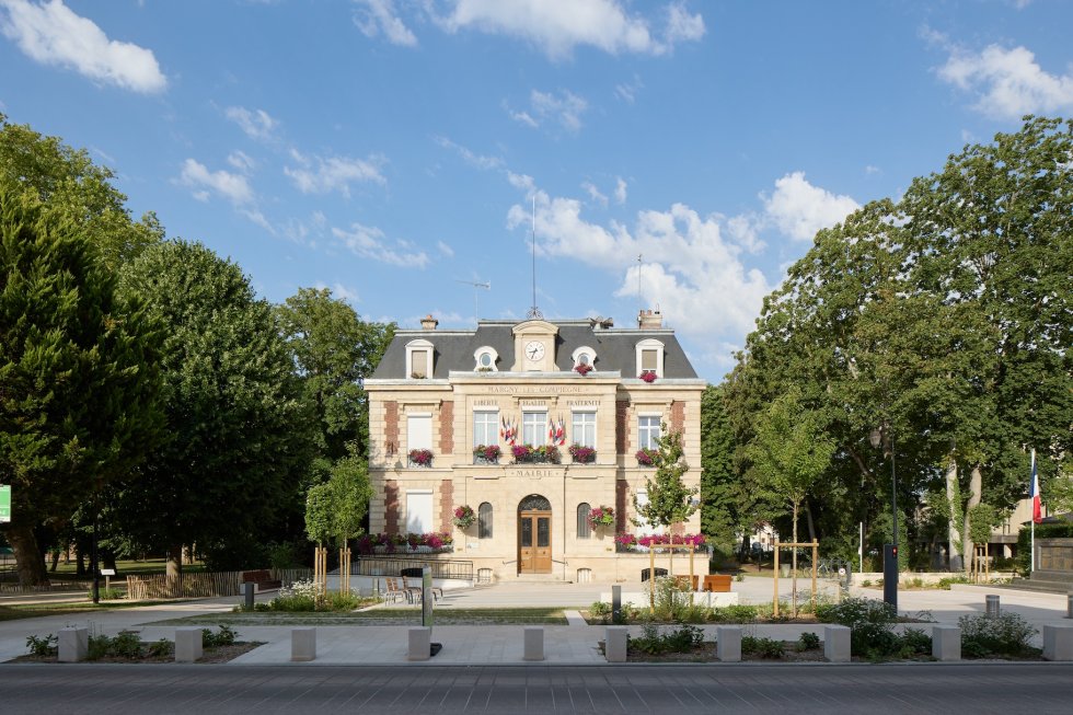 ARVAL architecture - PARVIS MAIRIE – MARGNY-LES-COMPIEGNE - 1 ARVAL architecture - PARVIS MAIRIE – MARGNY-LES-COMPIEGNE - 1
